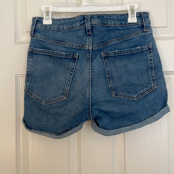 Old Navy OG High Rise Cuffed Denim Shorts - Picture 2 of 3